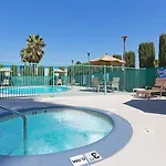 Holiday Inn Express Bakersfield By Ihg
