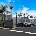 Hourglass Hotel, Ascend Hotel Collection