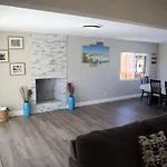 Stress-Free, Get Away Home With 3 Bedroom And Pool