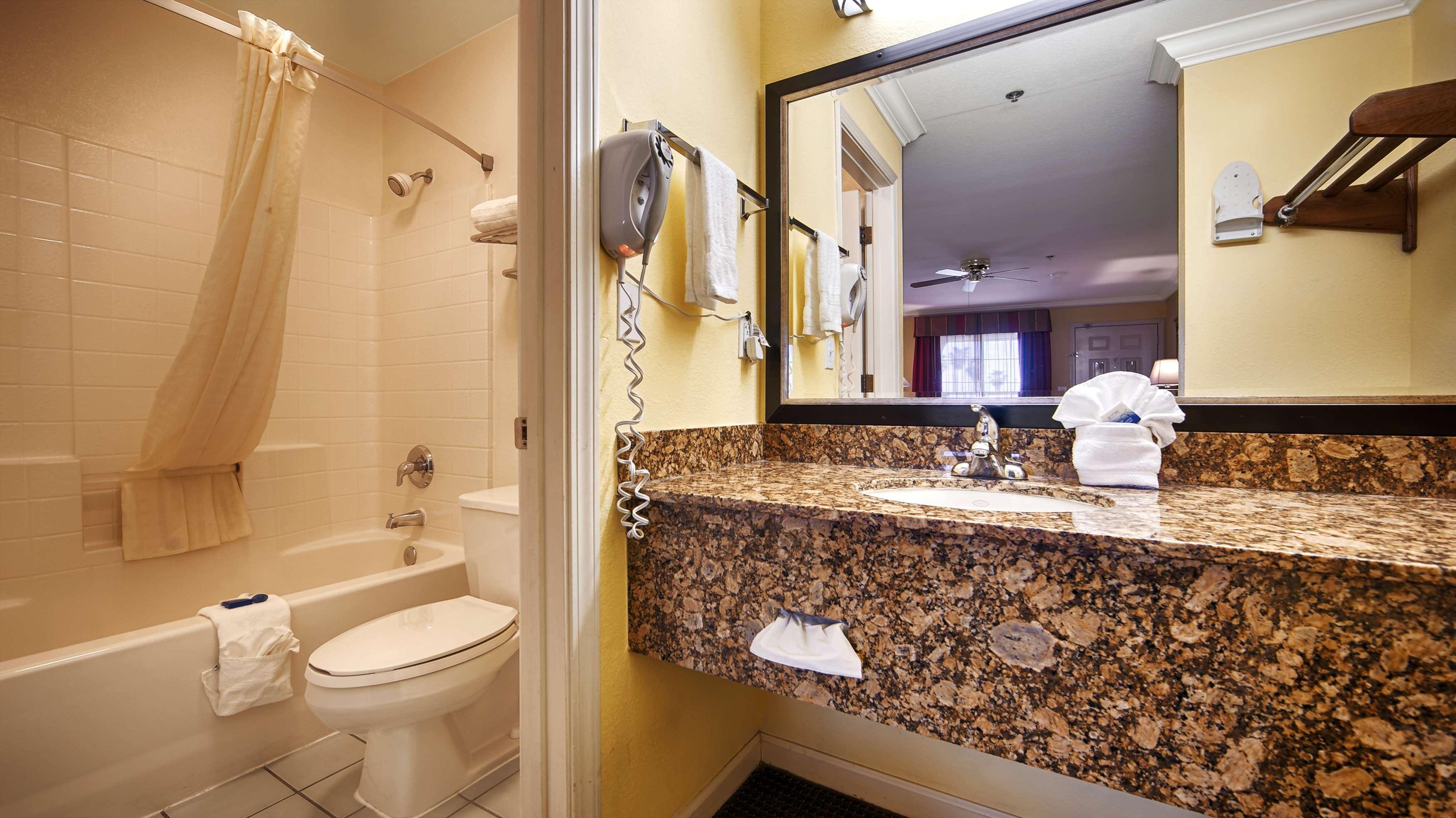 Western Heritage Inn
