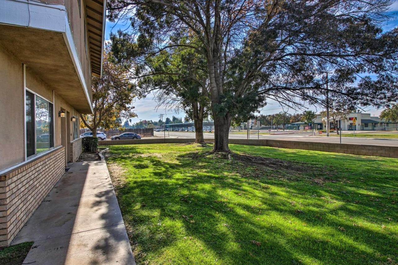 Holiday home Central Townhome With Private Patio Bakersfield