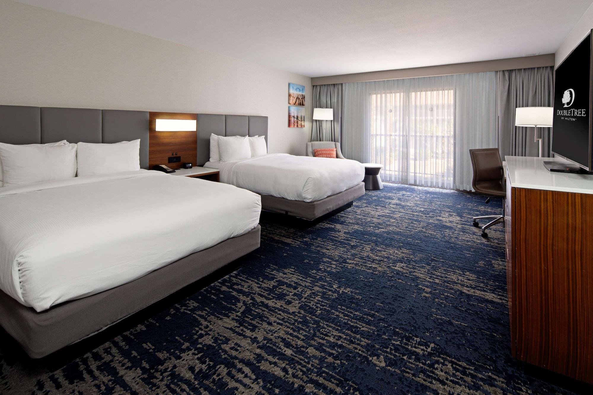 Hotel Doubletree By Hilton Bakersfield