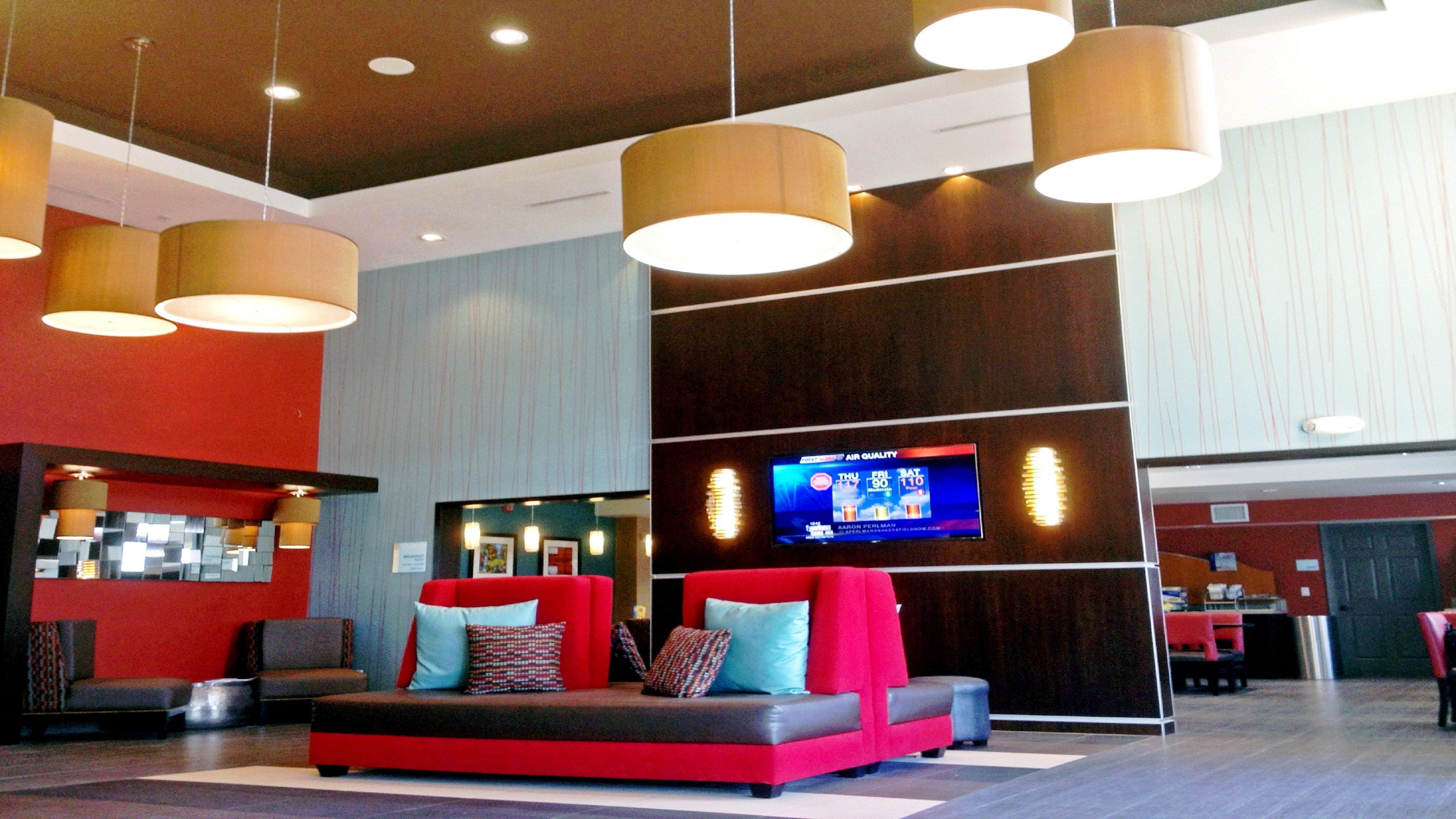 Express By Ihg Hotel Bakersfield