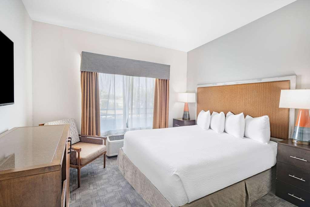 Ramada By Wyndham