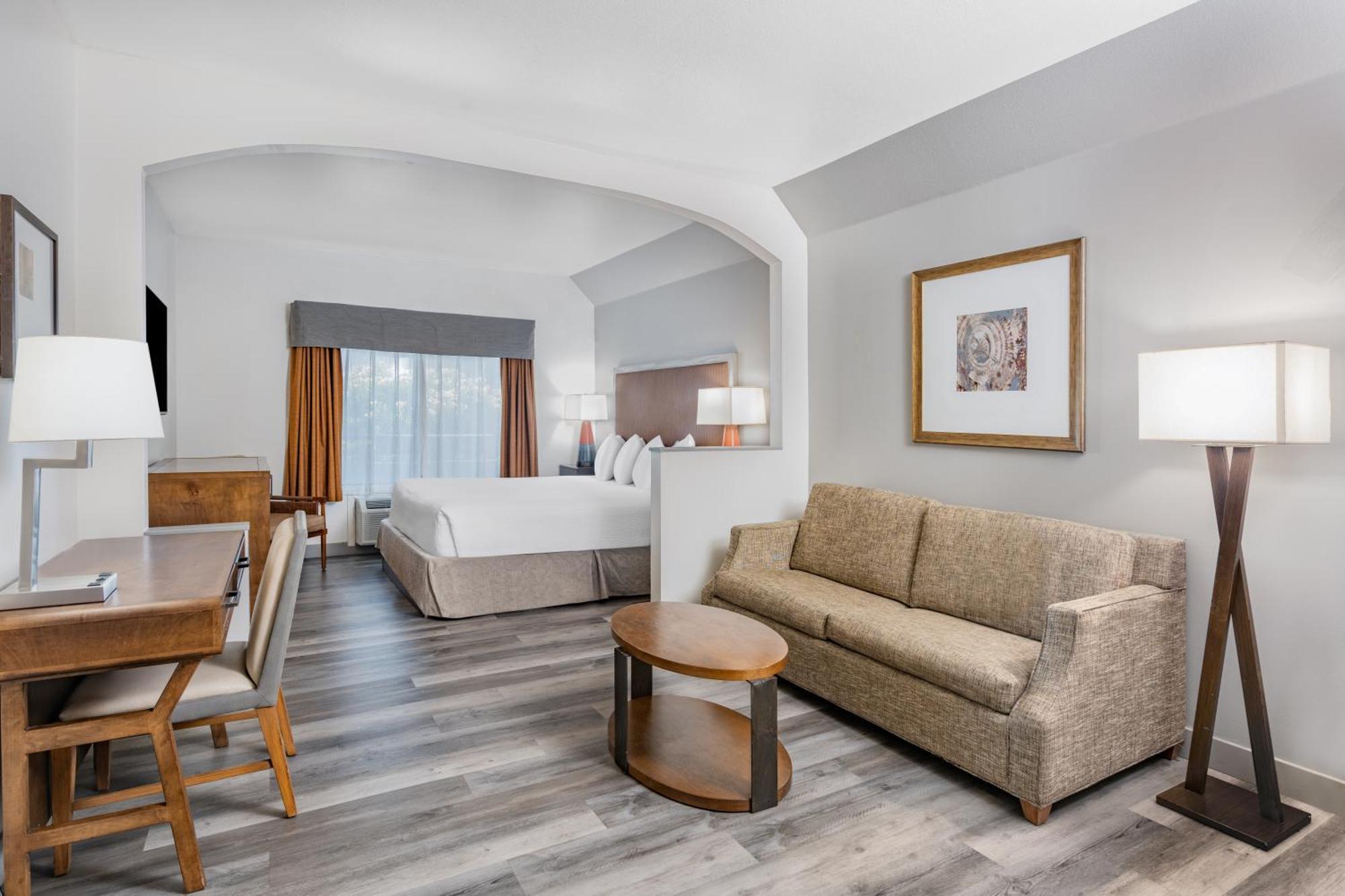 Ramada By Wyndham 2* Bakersfield