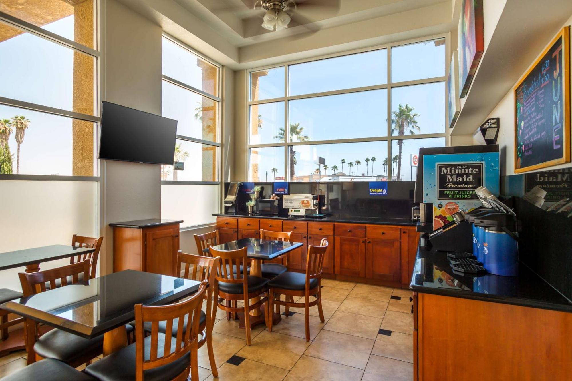 Western Heritage 3* Bakersfield