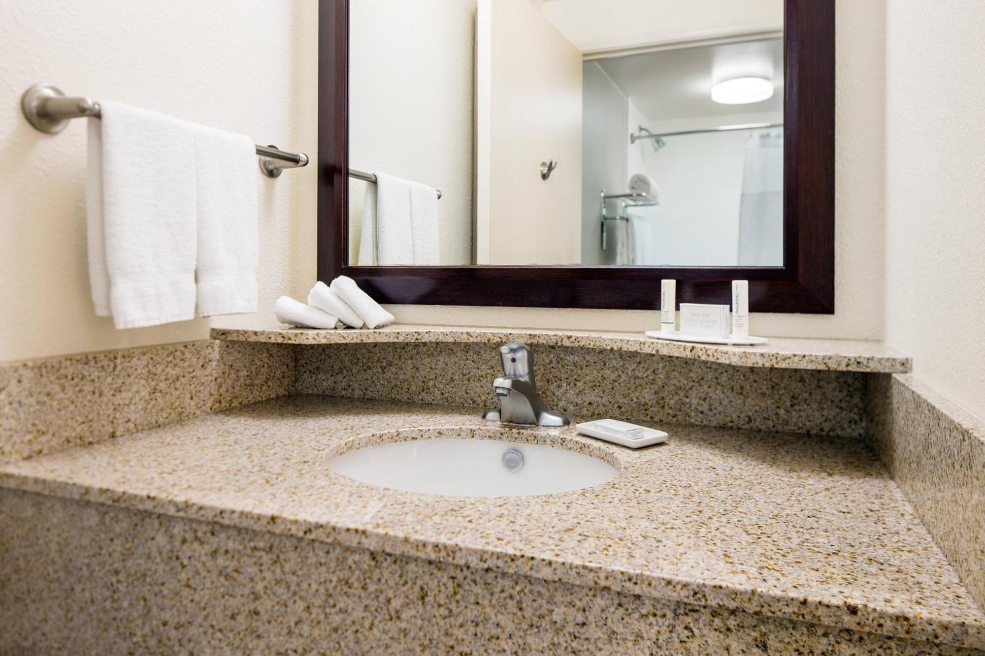Hotel Springhill 3*