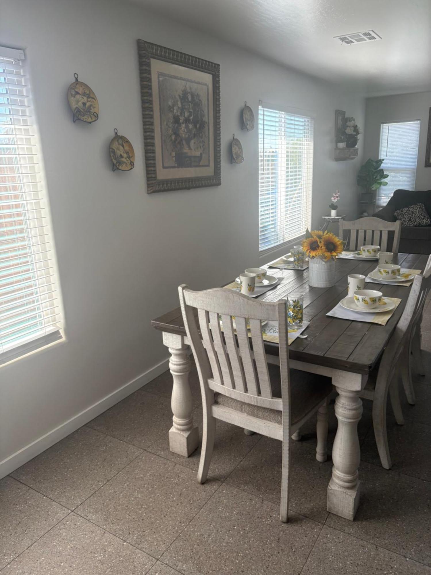 4 Bedroom 6 Bed Spacious And Luxury