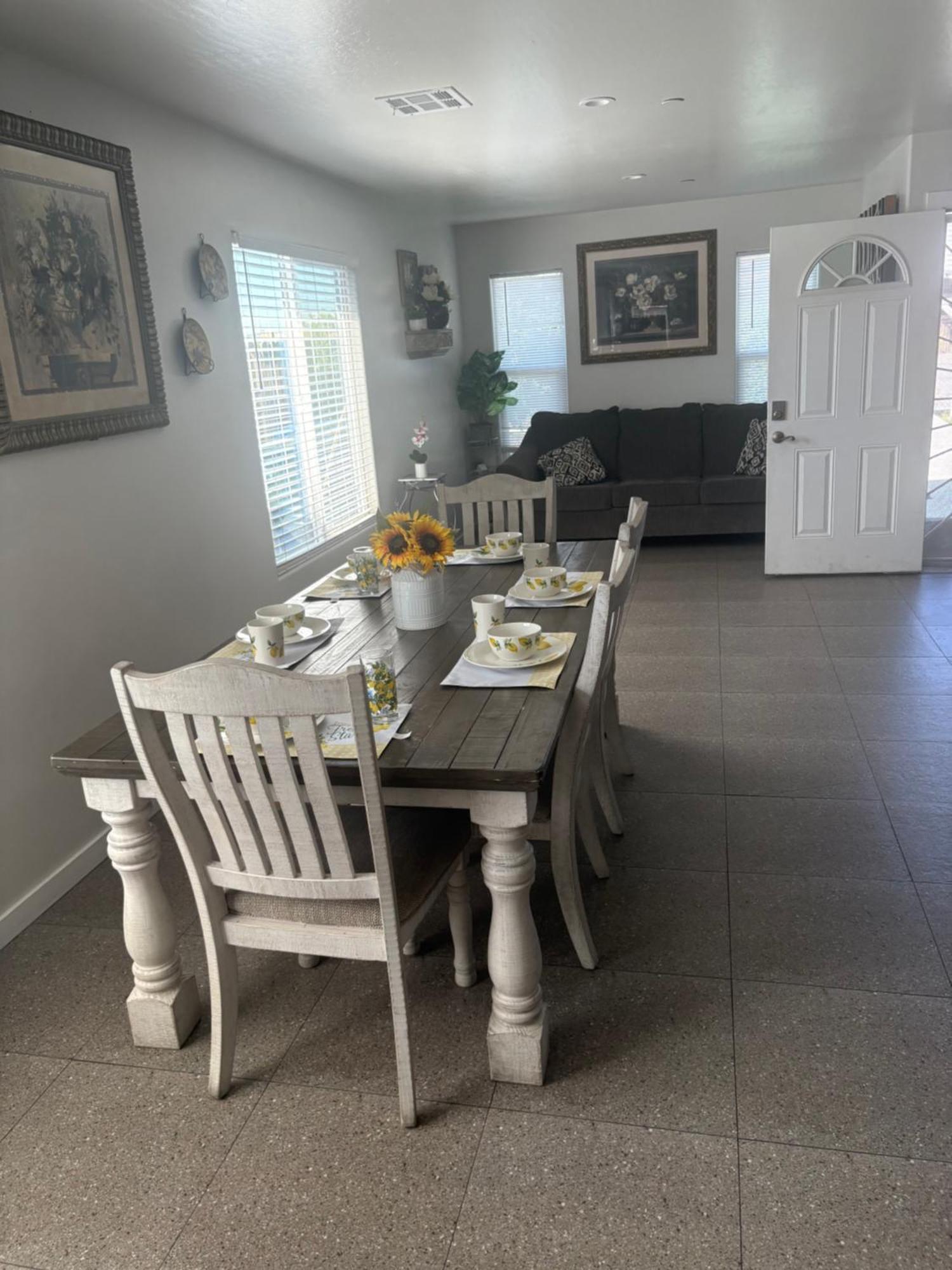 Holiday home 4 Bedroom 6 Bed Spacious And Luxury *