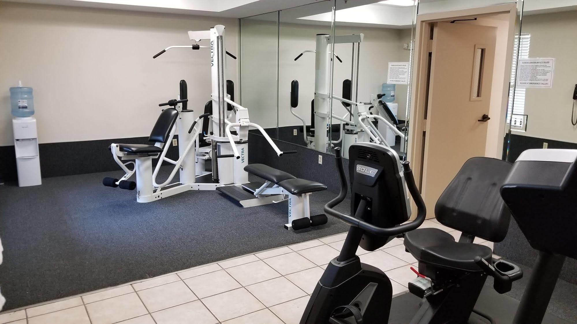 Ramada By Wyndham 2* Bakersfield