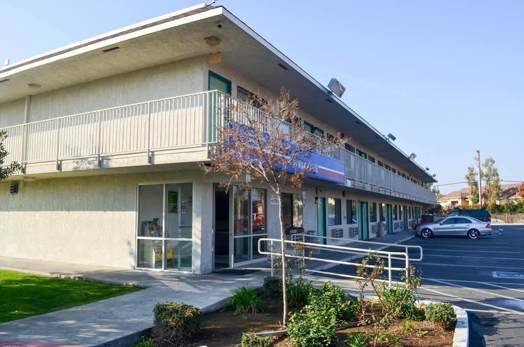6-bakersfield, Ca - Airport Hotel