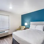 Woodspring Suites Bakersfield East