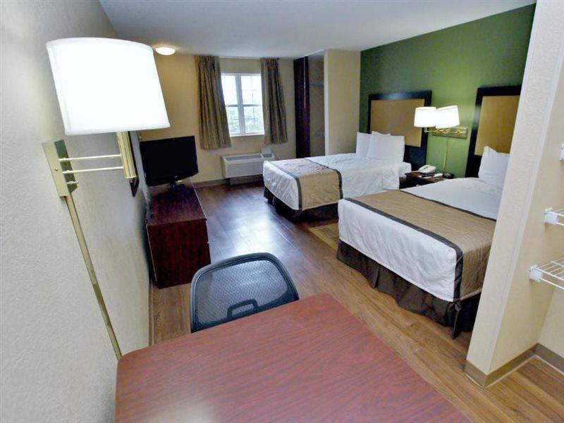 Extended America - - California Avenue Hotel 2*
