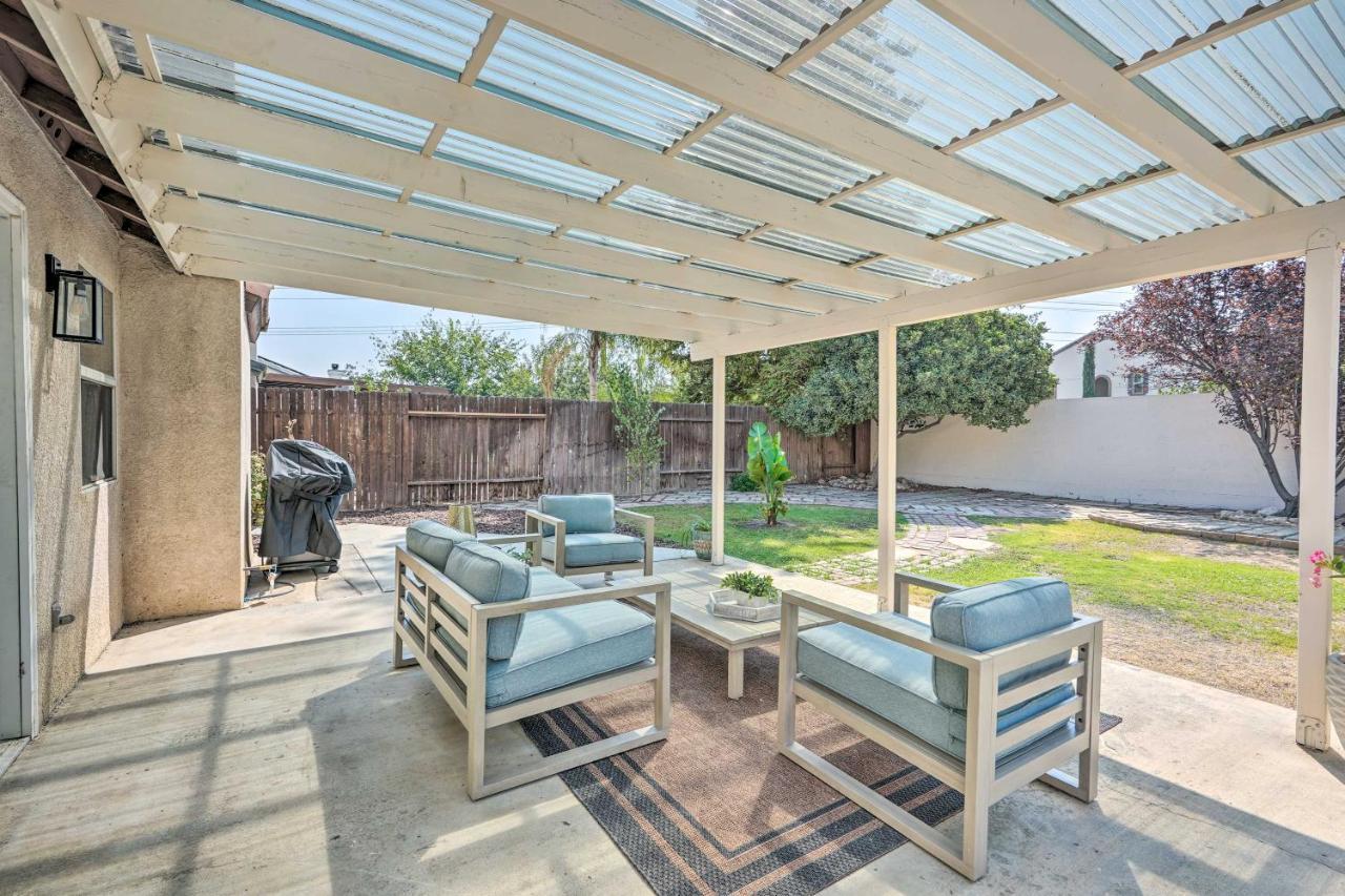 Stylish Getaway With Pool Table! Holiday home *