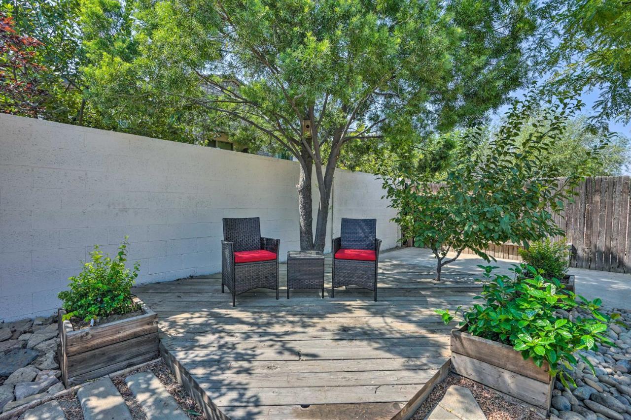 Stylish Getaway With Pool Table! Holiday home *