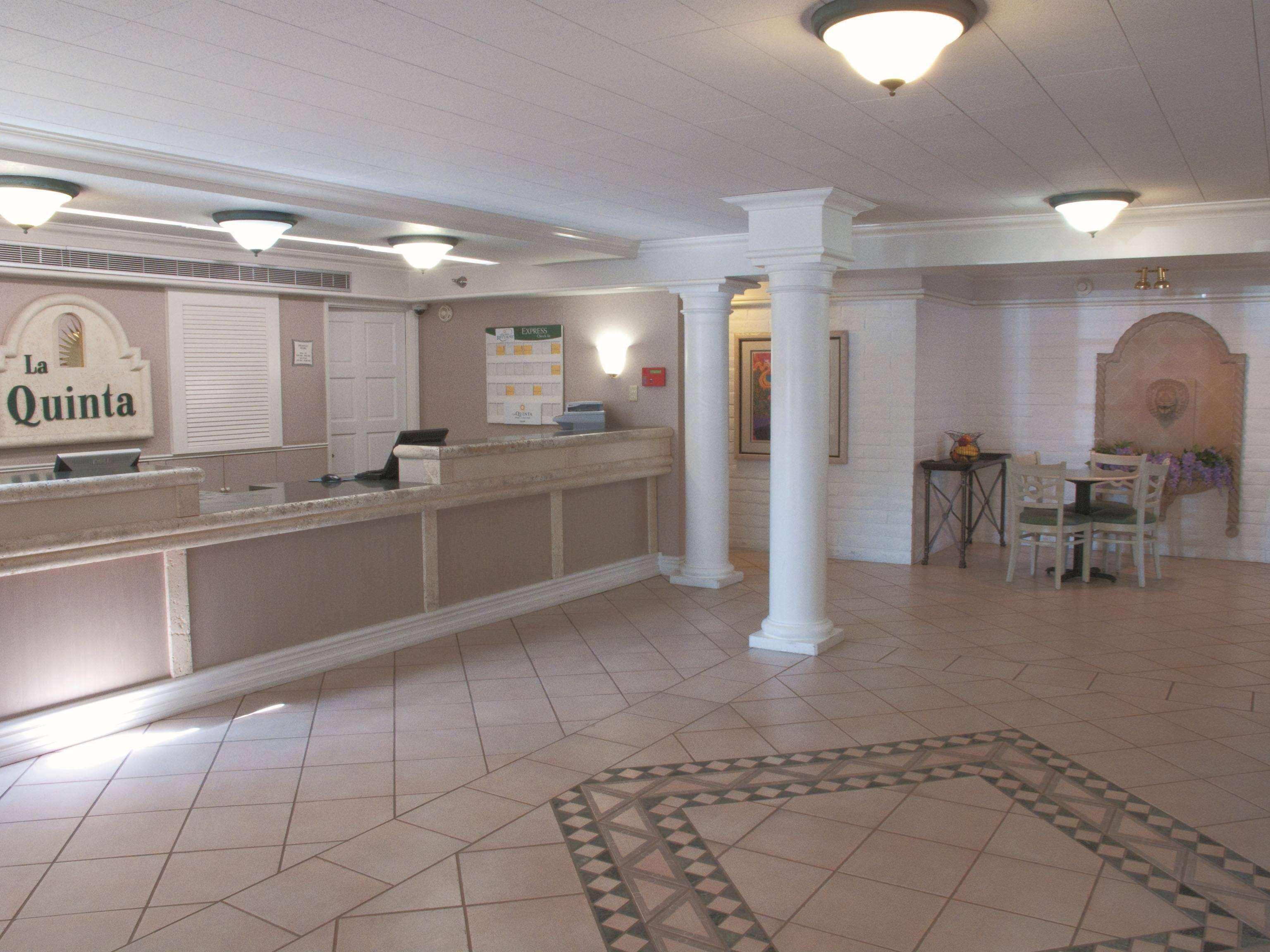 La Quinta By Wyndham South
