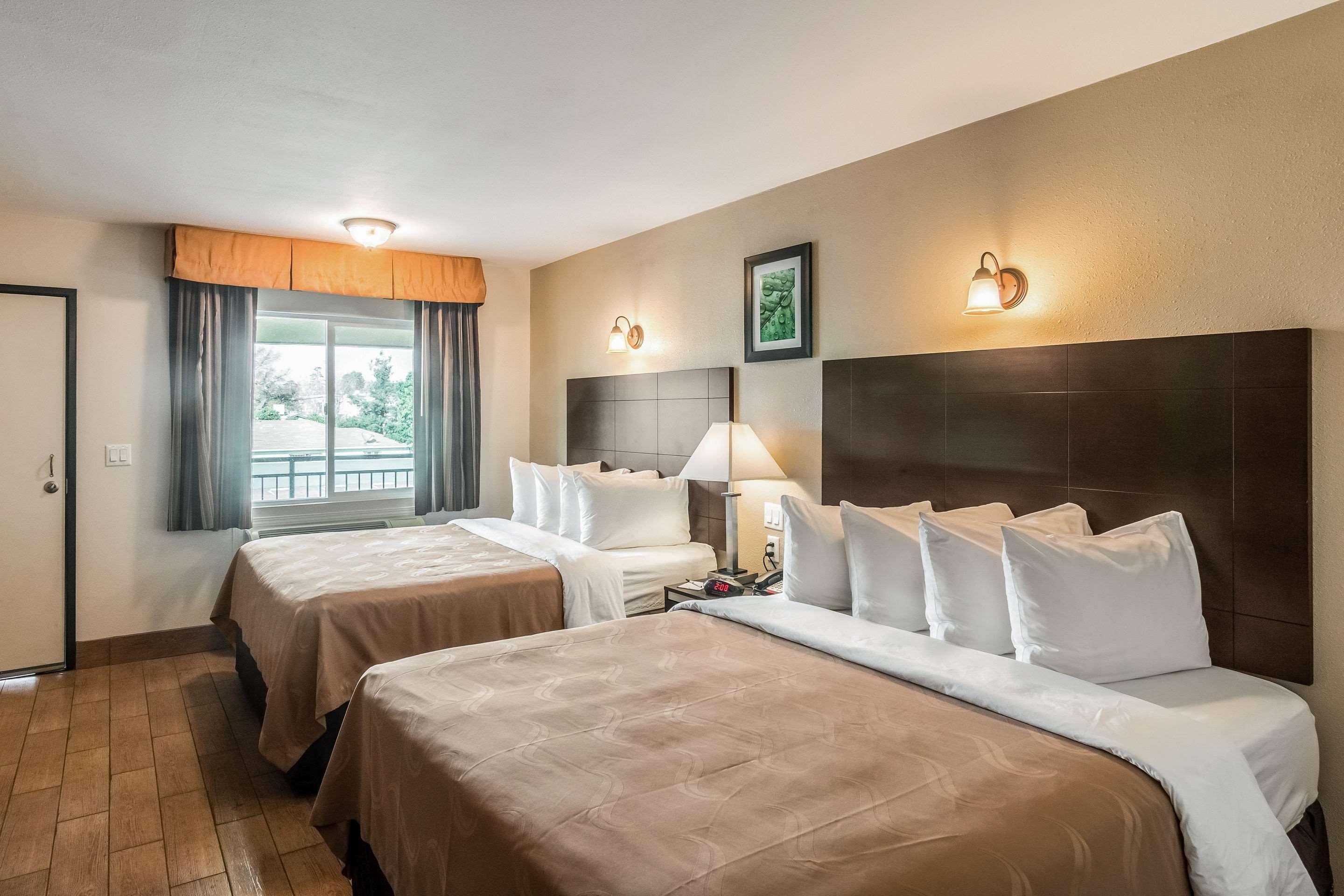Quality & Near Downtown Hotel Bakersfield