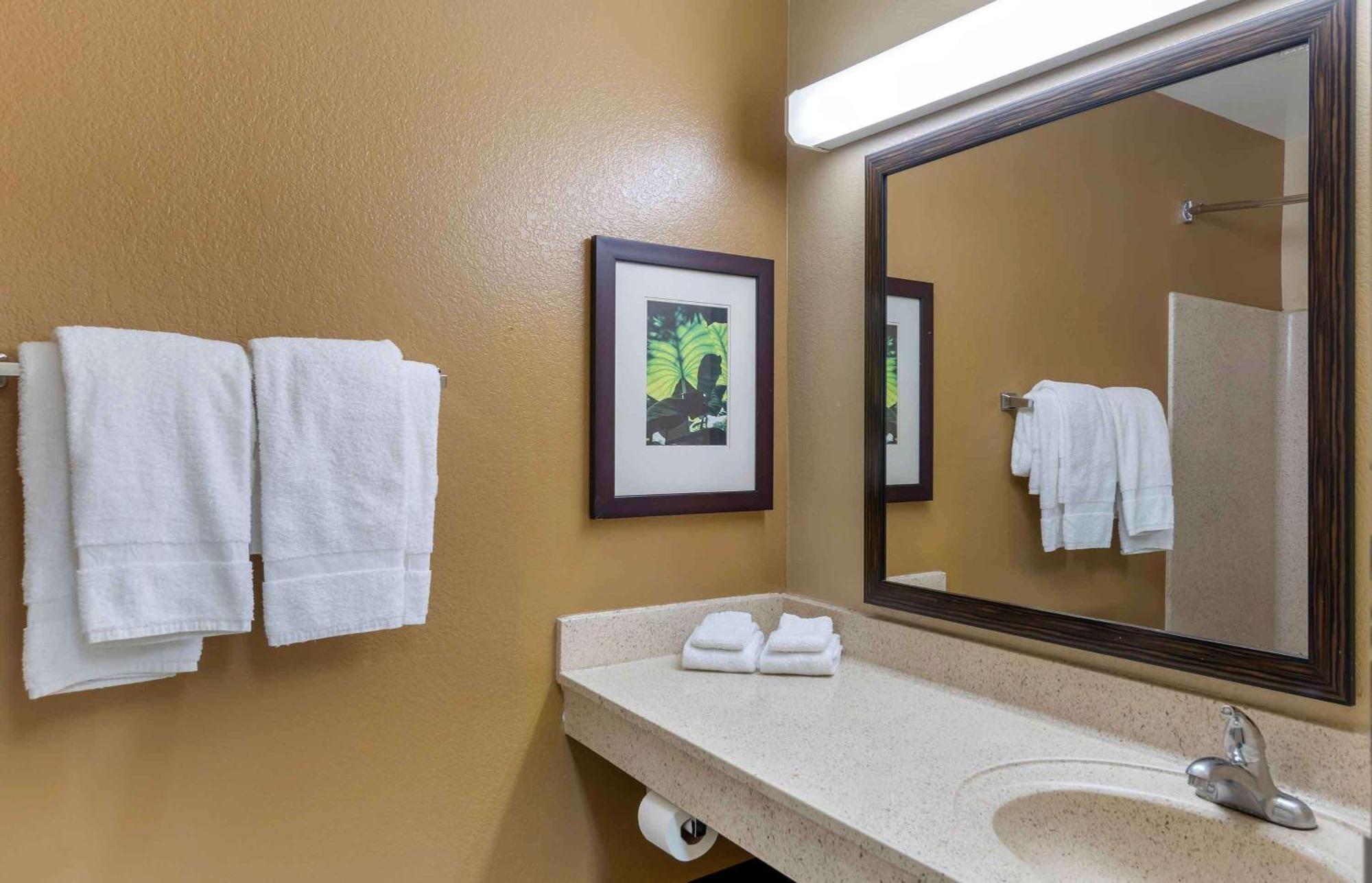 Extended America - - California Avenue Hotel Bakersfield