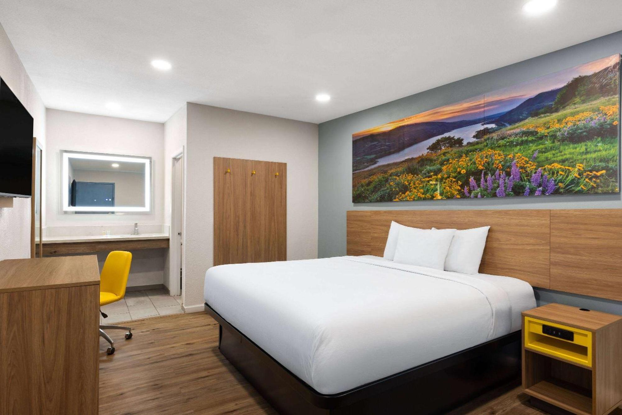 Motel Days-inn By Wyndham Bakersfield