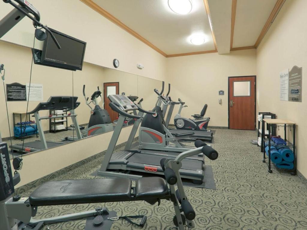Express & By Ihg Hotel Bakersfield