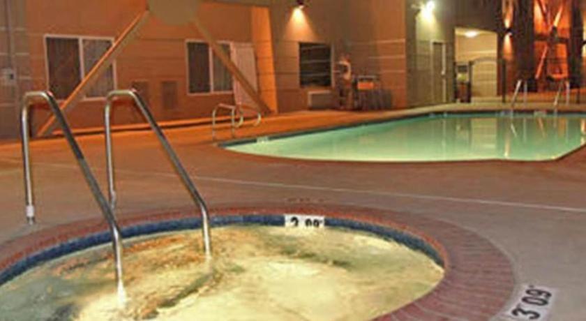 Express & By Ihg 3*