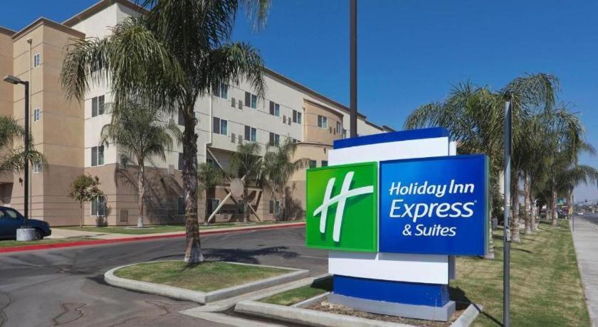 Express & By Ihg Hotel 3*