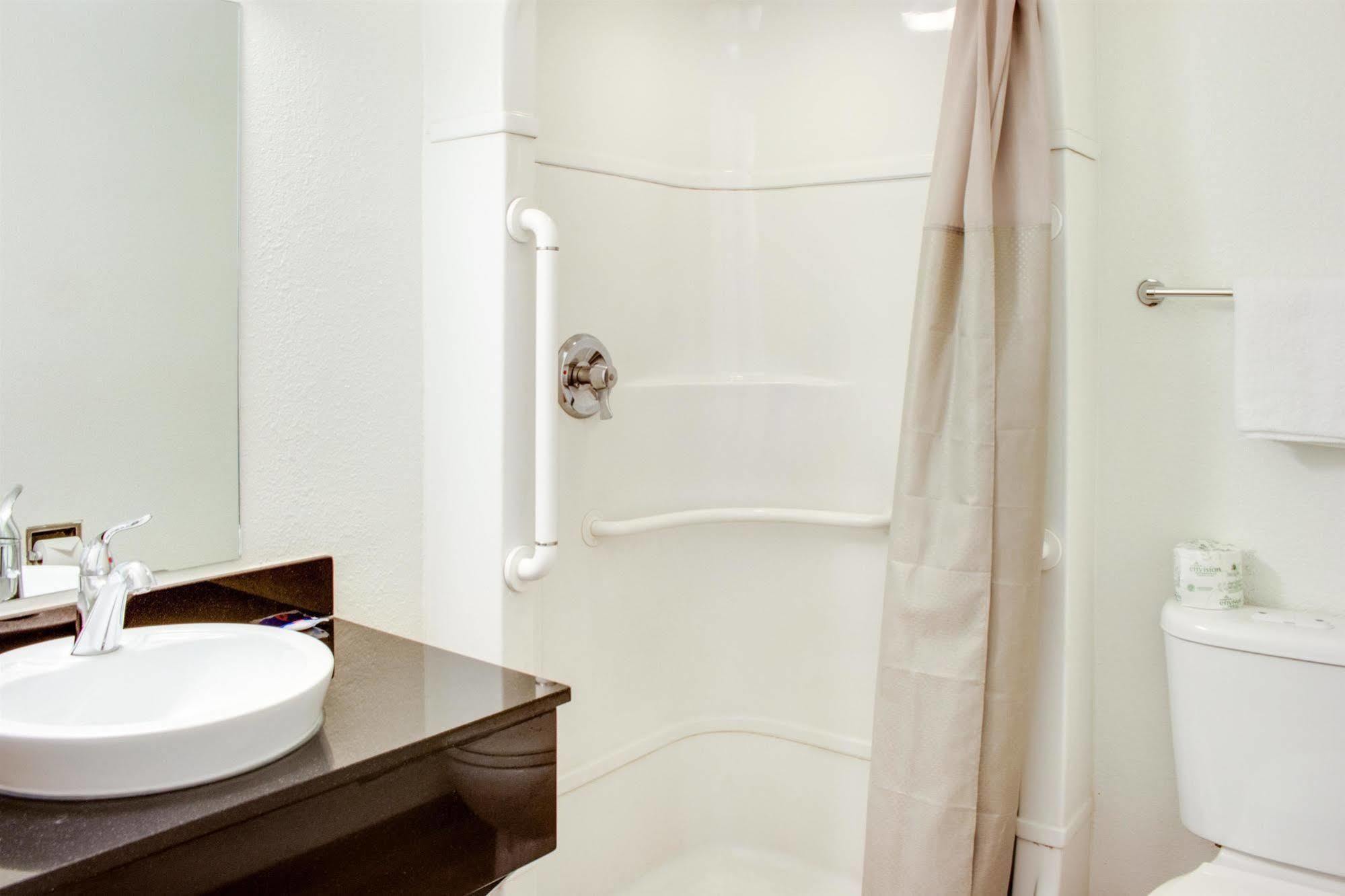 Hotel 6-bakersfield, Ca - South Bakersfield